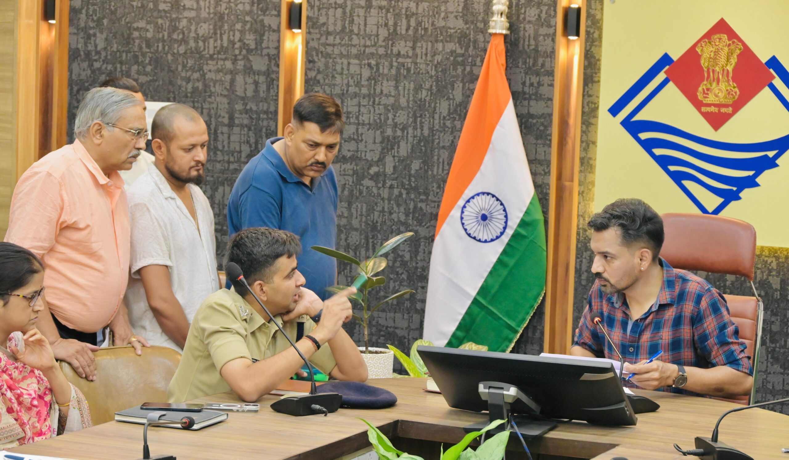 अवैध प्लाटिंग और कब्जों पर प्रशासन सख्त